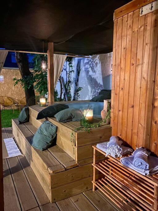 Superbe Avec Jardin, Sauna Et Jacuzzi Brussels